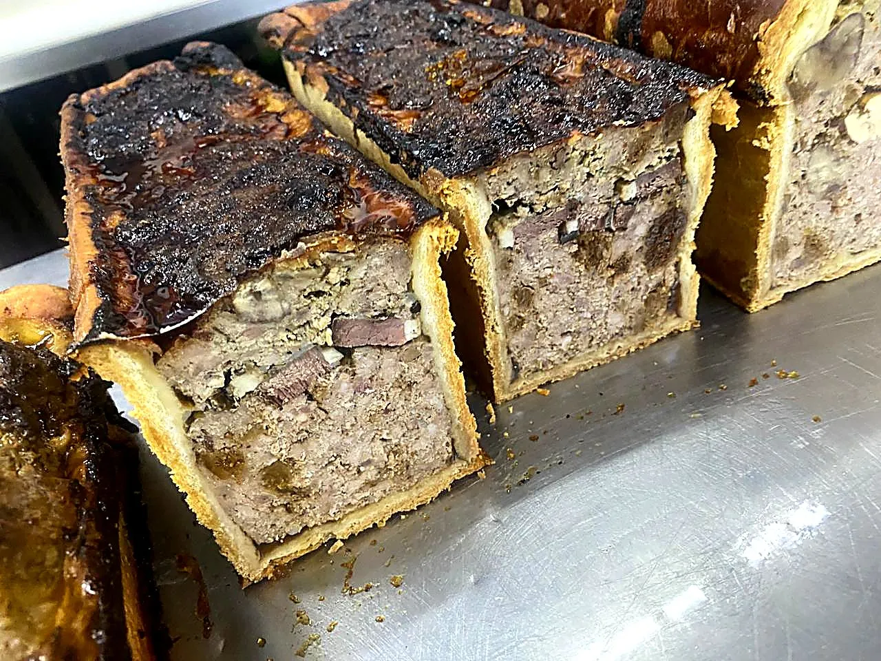 Pâté en croûte maison, tranché